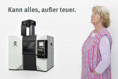 Die Schwäbische Hausfrau im Kittelschurz.