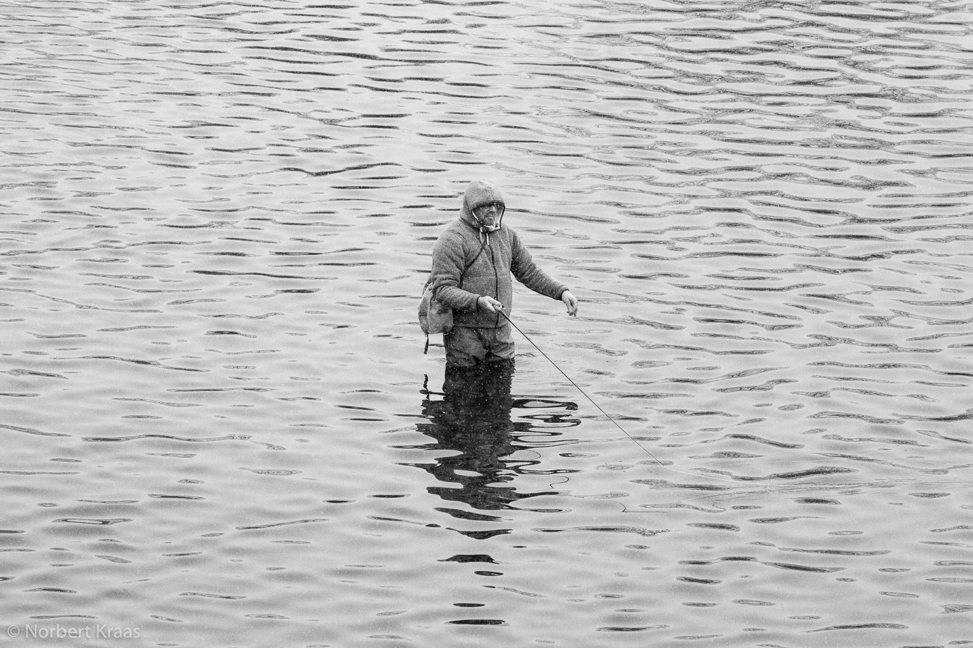 Auch Wassertemperaturen um die 5 Grad schrecken passionierte Angler im Neckar nicht